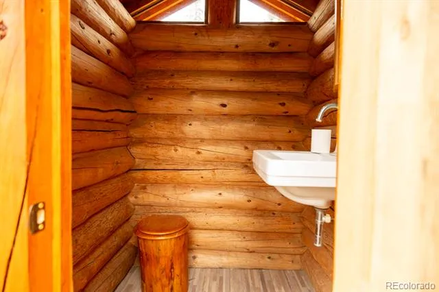 3190 Forest Road 503 Creede, CO 81130