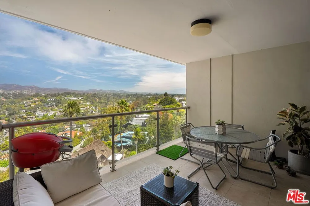 201 Ocean Avenue #1105P Santa Monica, CA 90402