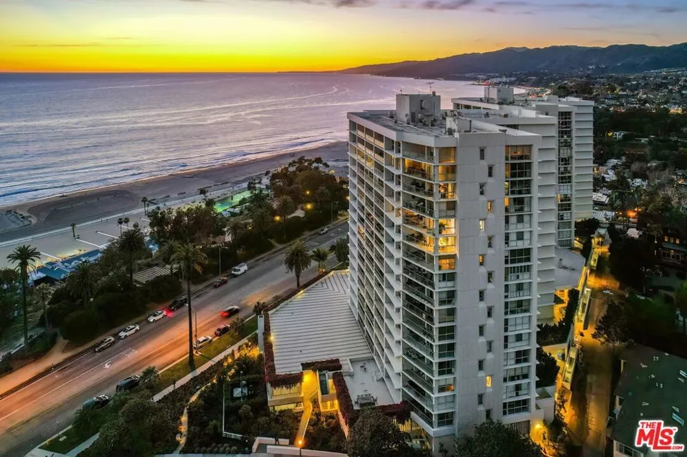 201 Ocean Avenue #1105P Santa Monica, CA 90402