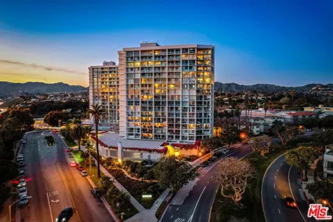 201 Ocean Avenue #1105P