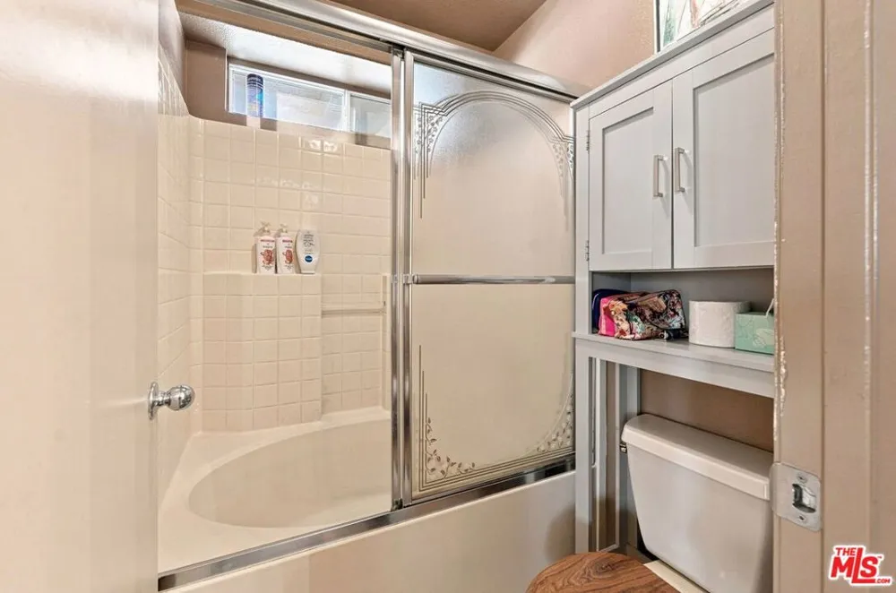 2462 Lancewood Avenue Rialto, CA 92377