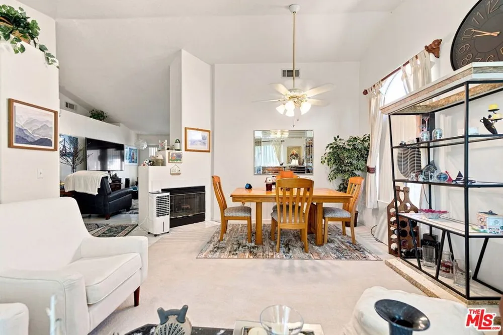 2462 Lancewood Avenue Rialto, CA 92377