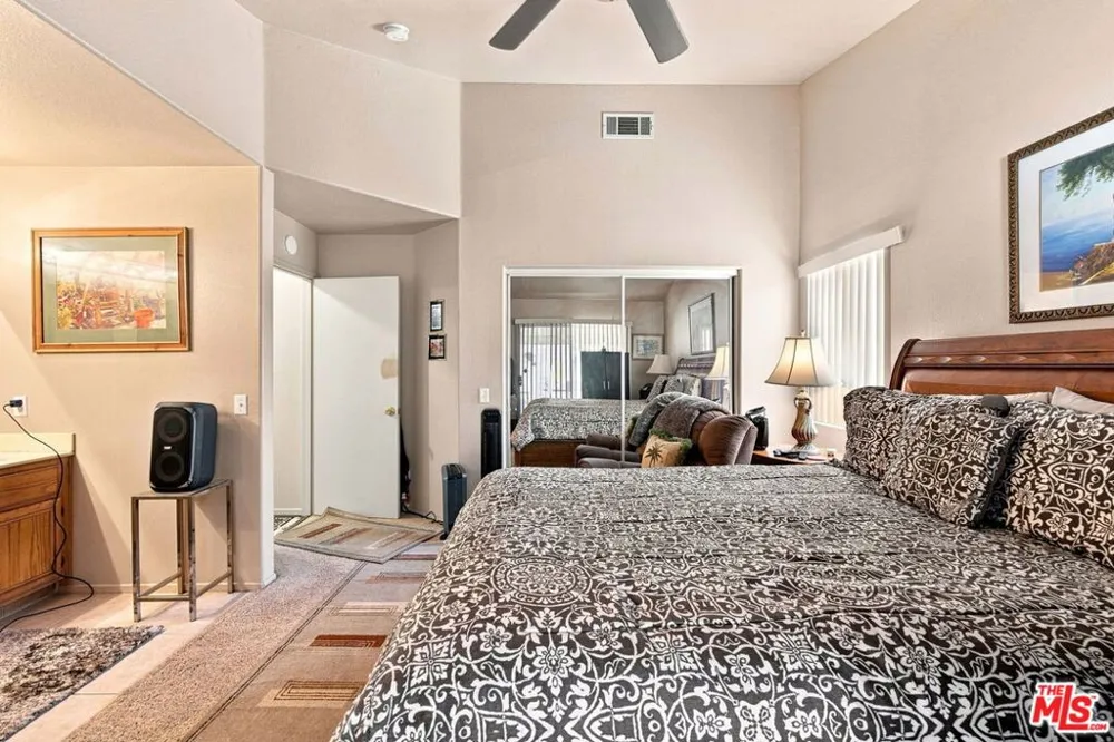 2462 Lancewood Avenue Rialto, CA 92377
