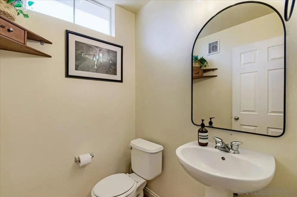 8756 Concourse Ct. San Diego, CA 92123
