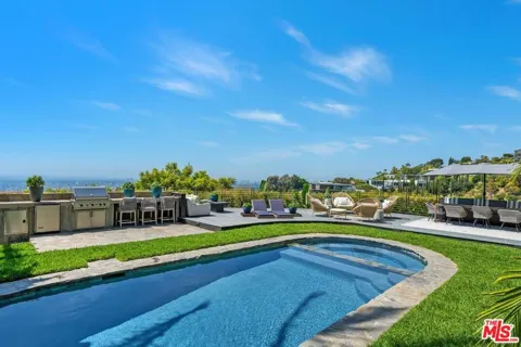 1501 Viewsite Terrace