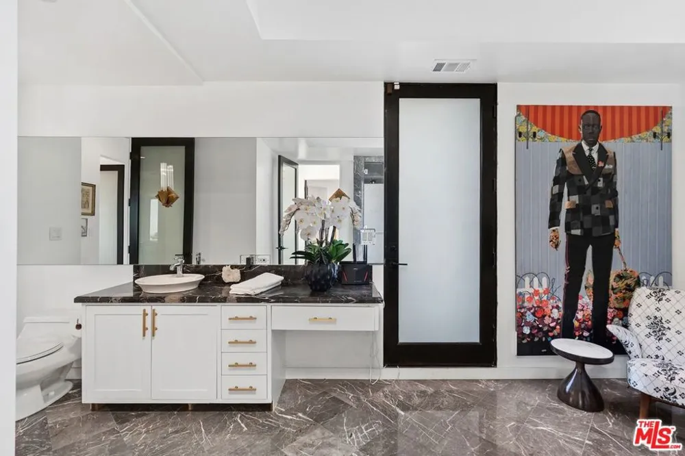 1501 Viewsite Terrace Los Angeles, CA 90069