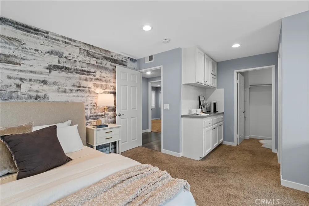 244 W Mariposa #A San Clemente, CA 92672