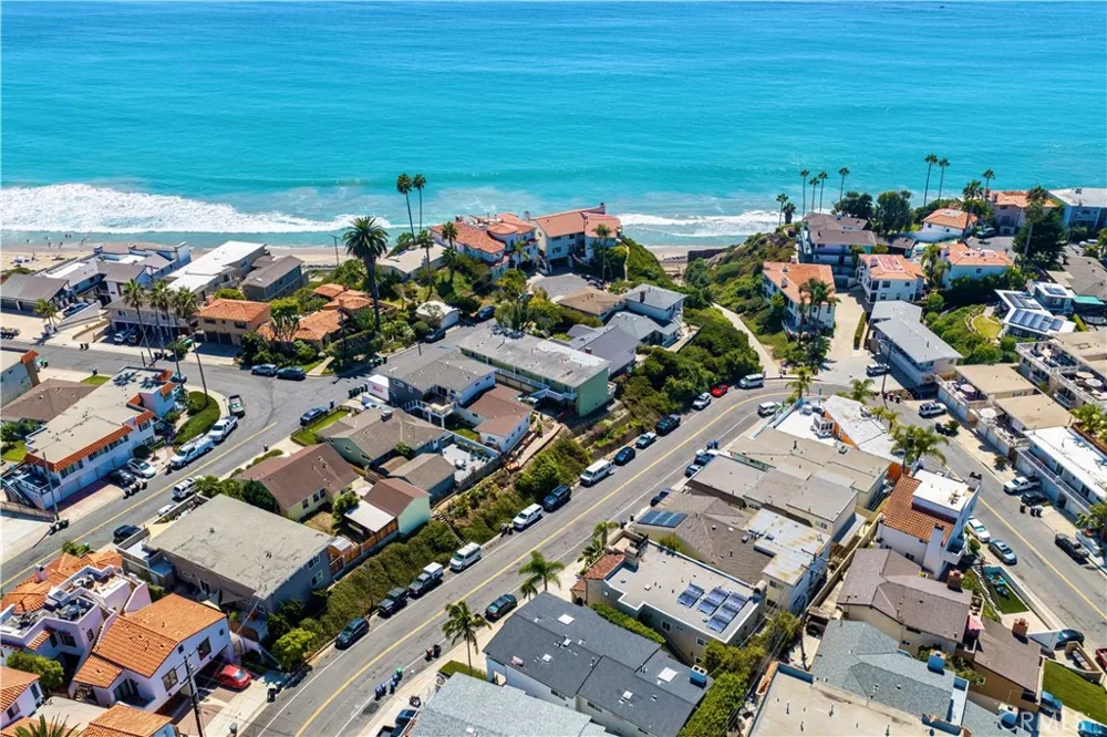 244 W Mariposa #A San Clemente, CA 92672