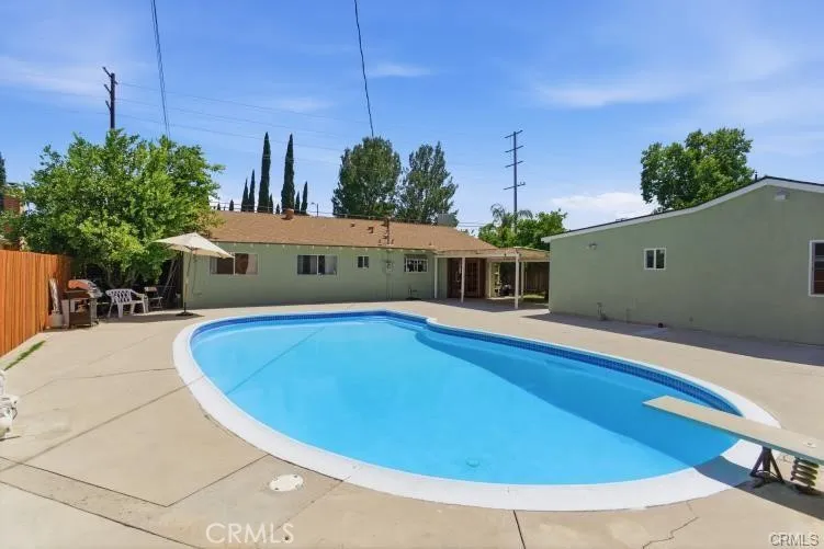 20247 Parthenia Winnetka, CA 91306