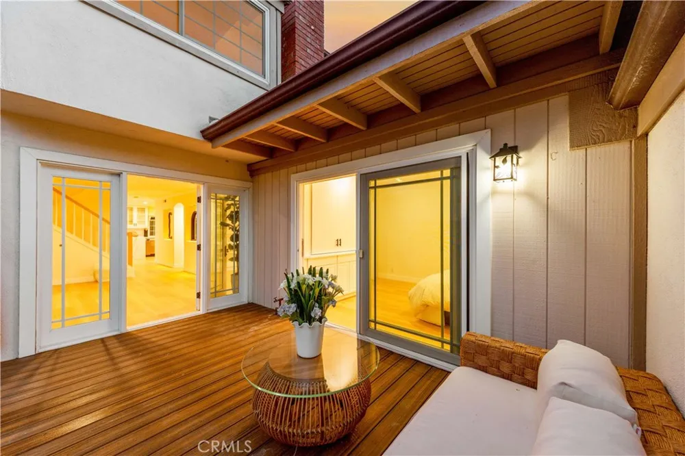54 Willow Tree Irvine, CA 92612
