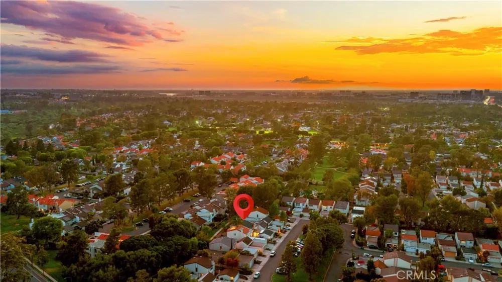 54 Willow Tree Irvine, CA 92612