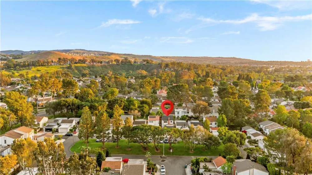 54 Willow Tree Irvine, CA 92612