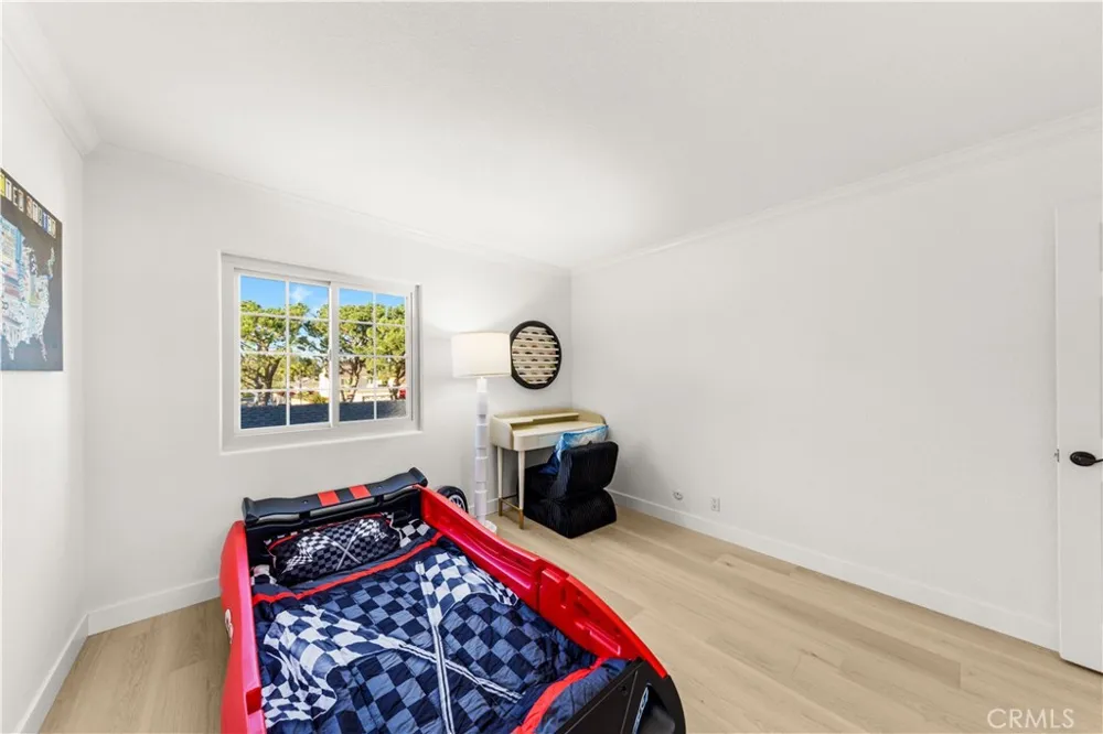 54 Willow Tree Irvine, CA 92612