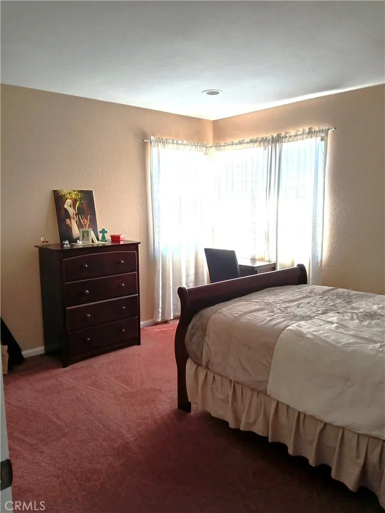 27877 Kalmia Moreno Valley, CA 92555