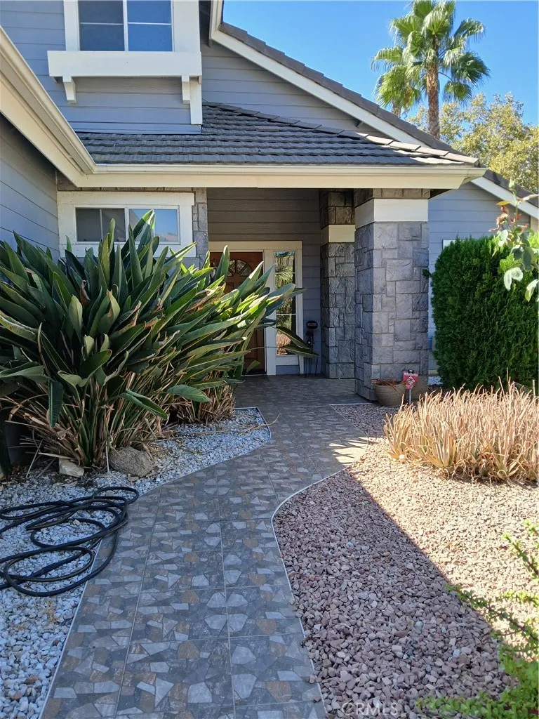 27877 Kalmia Moreno Valley, CA 92555