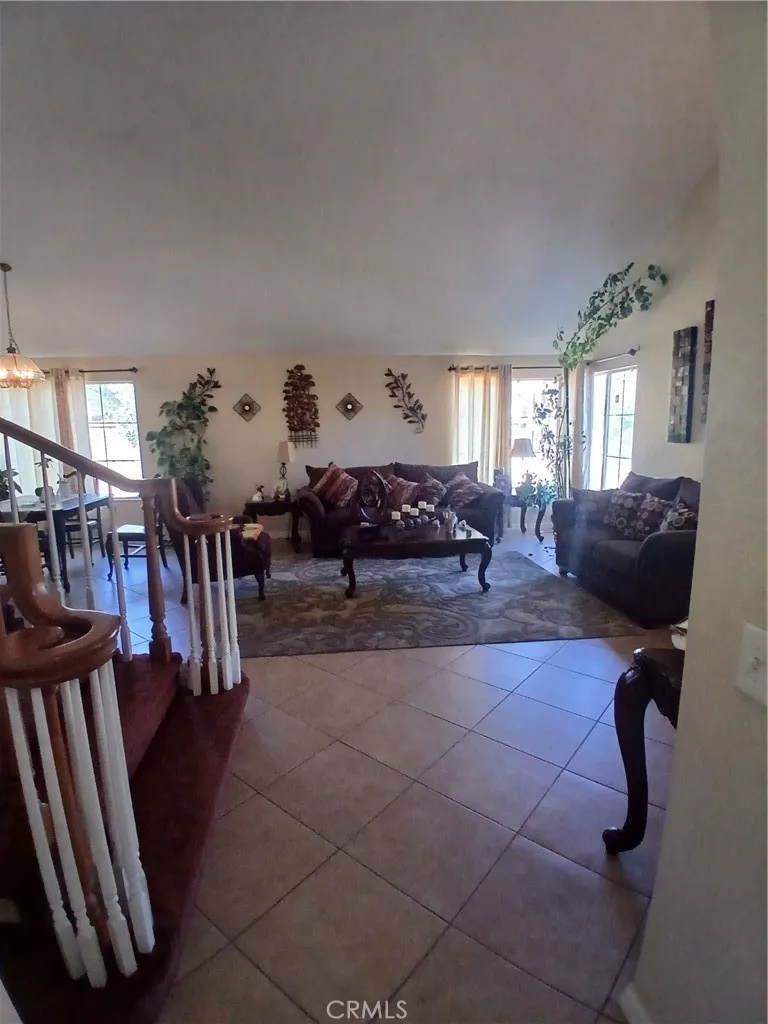 27877 Kalmia Moreno Valley, CA 92555