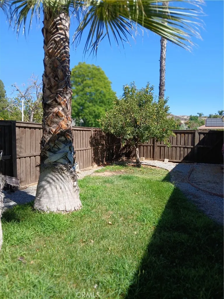 27877 Kalmia Moreno Valley, CA 92555