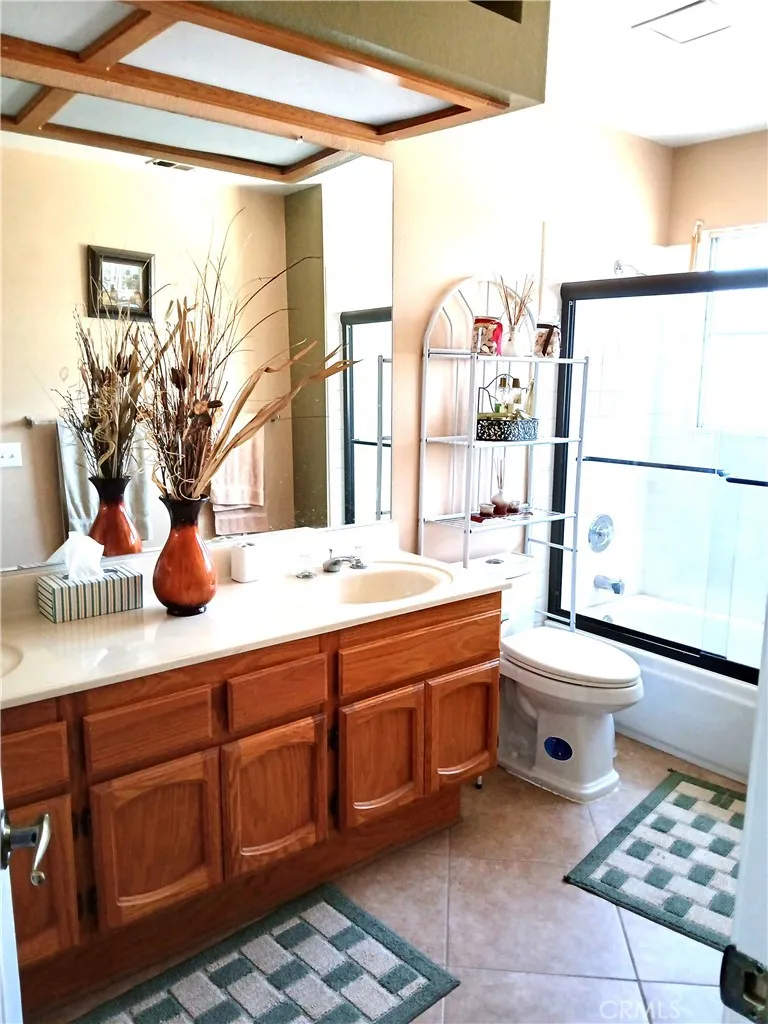 27877 Kalmia Moreno Valley, CA 92555