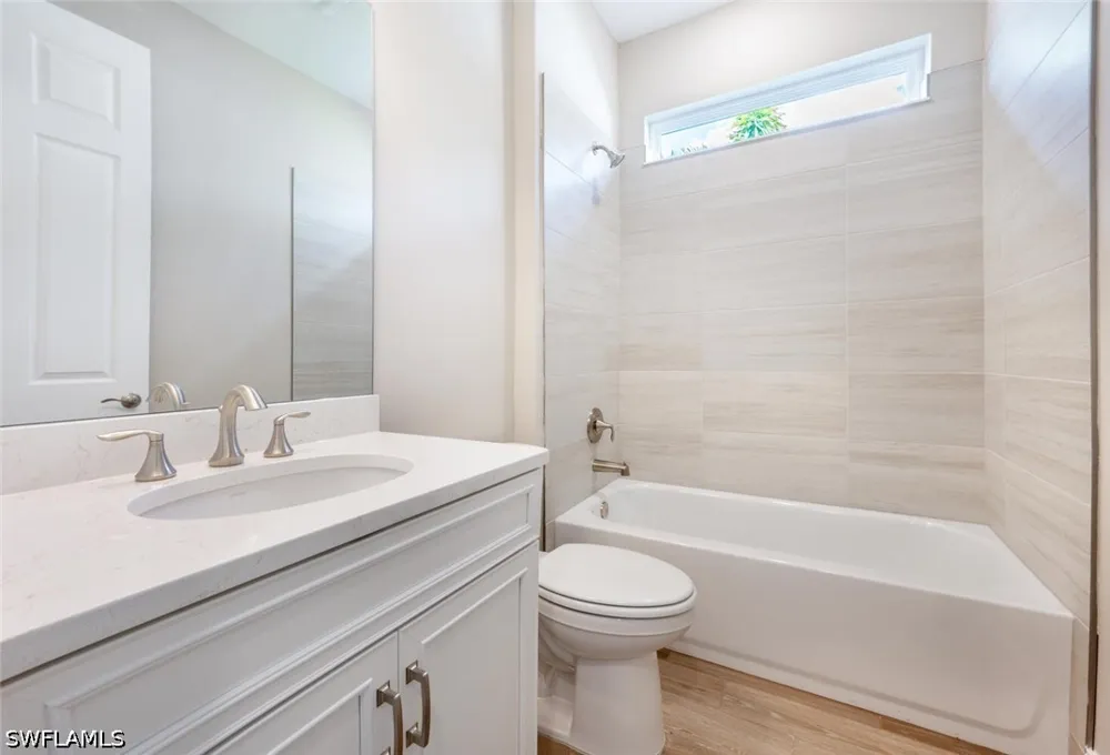 BAY ISLAND COURT Bonita Springs, FL 34135