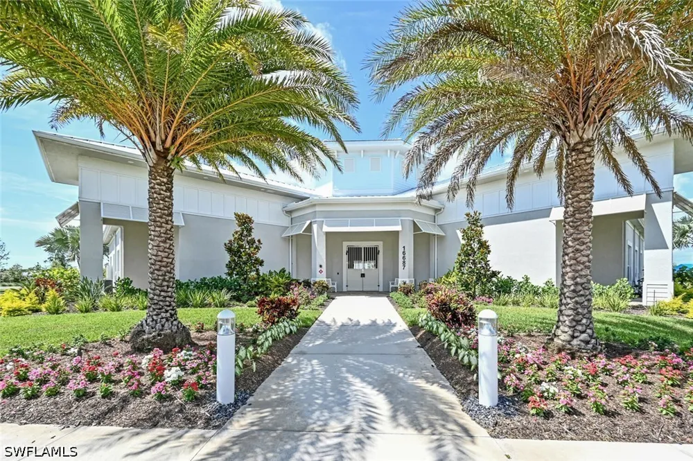 BAY ISLAND COURT Bonita Springs, FL 34135