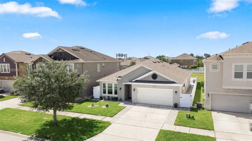 2050 Beacon Landing Circle Orlando, FL 32824