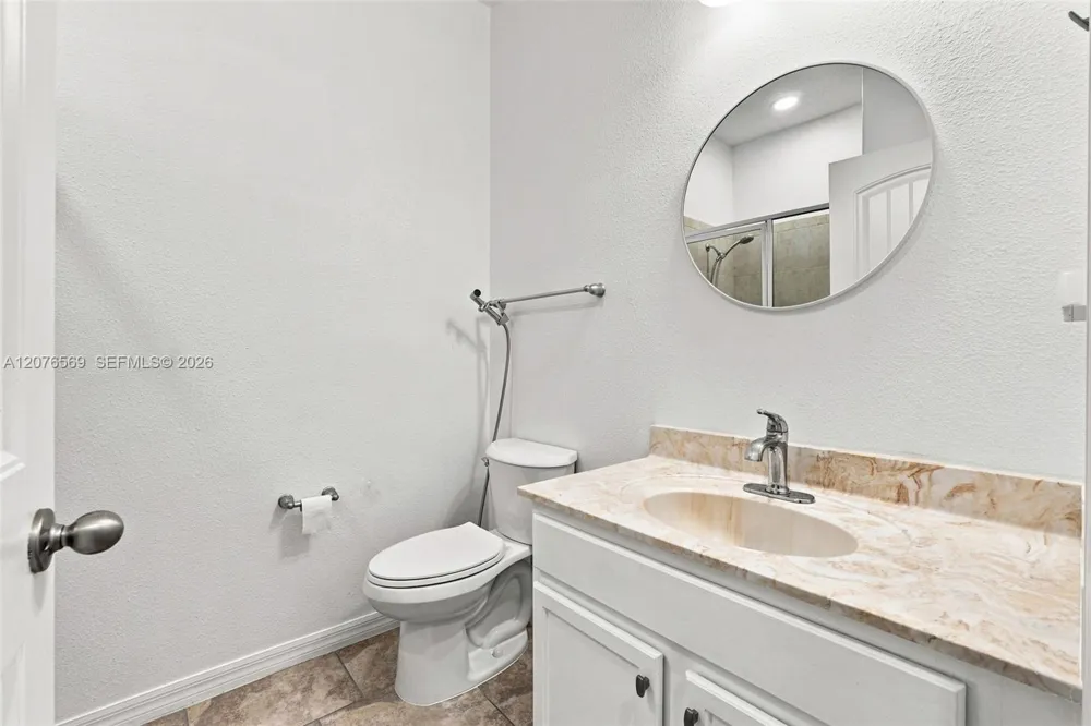 2050 Beacon Landing Circle Orlando, FL 32824