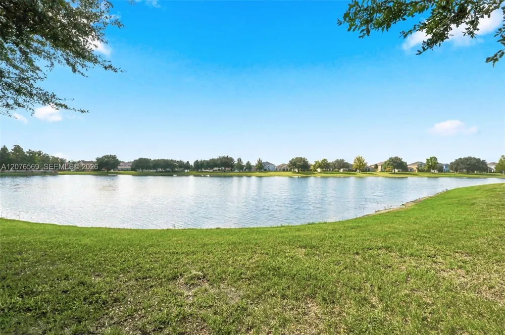 2050 Beacon Landing Circle Orlando, FL 32824
