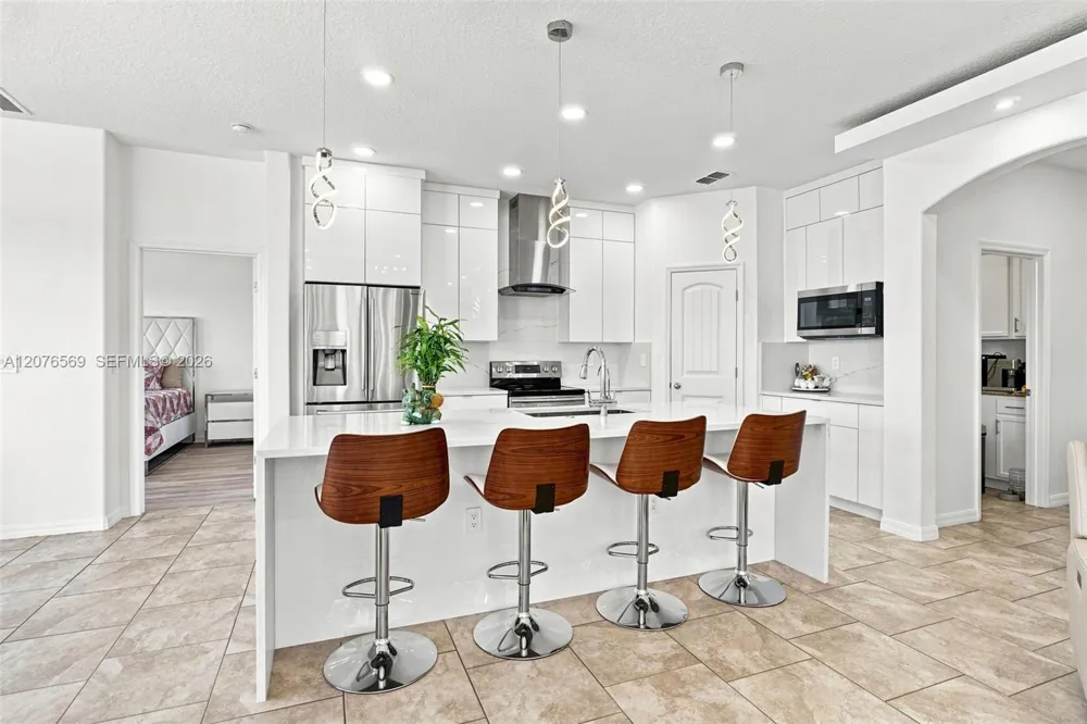 2050 Beacon Landing Circle Orlando, FL 32824