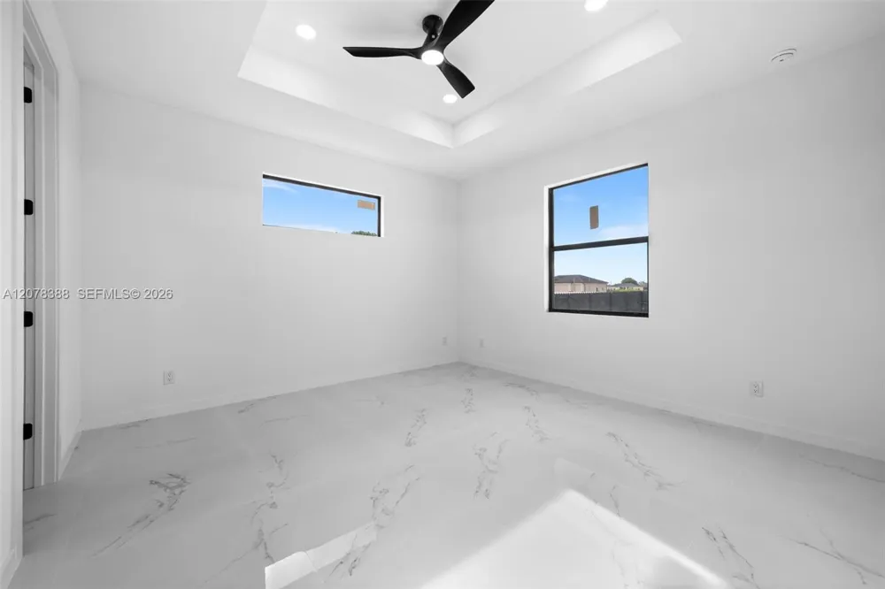 1609 NW 16th Ter Cape Coral, FL 33993