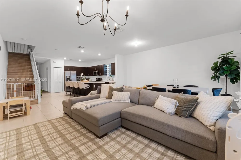25176 SW 107th Ave Homestead, FL 33032