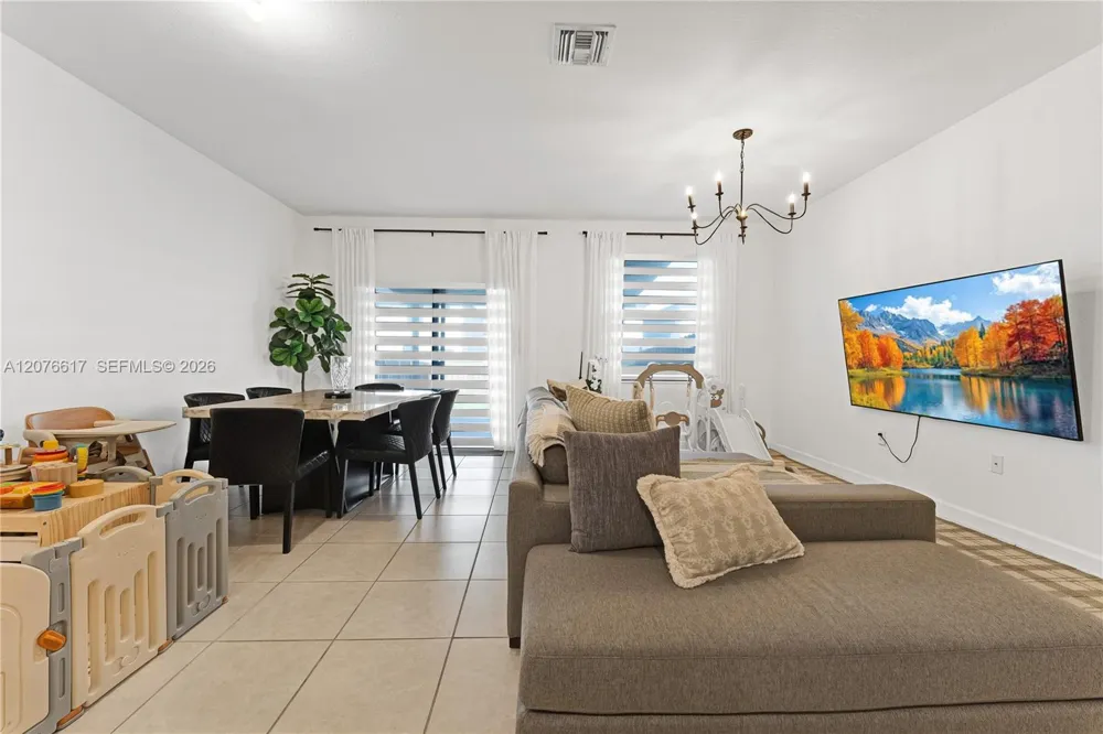 25176 SW 107th Ave Homestead, FL 33032