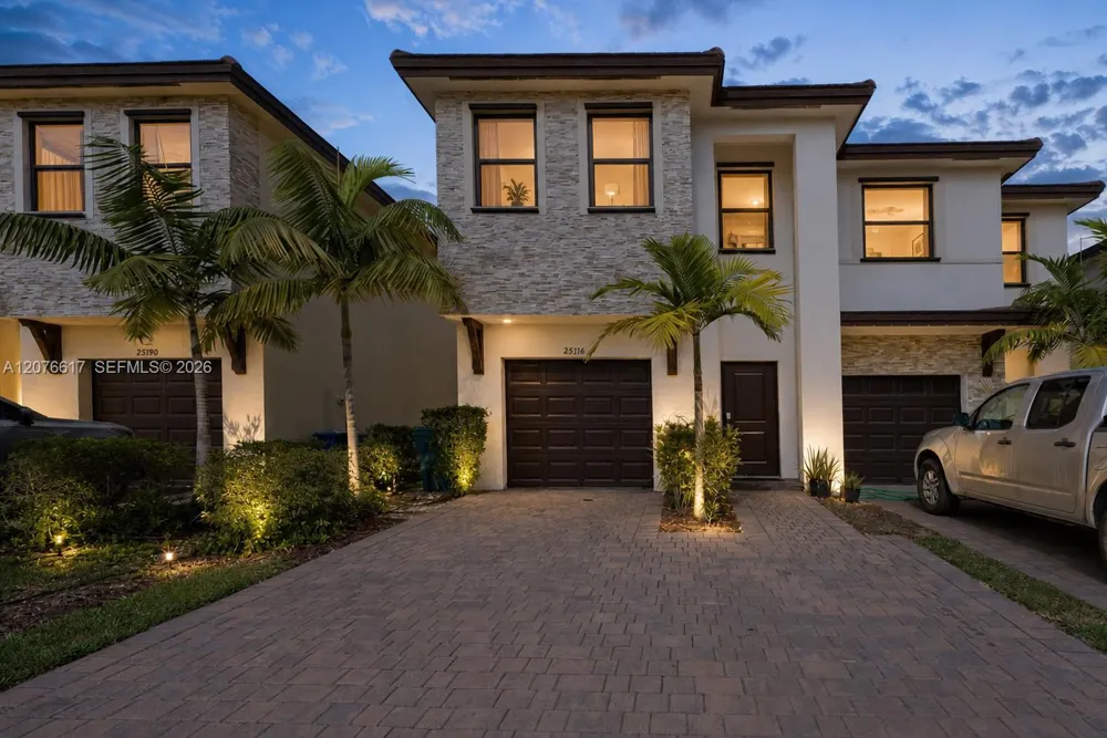 25176 SW 107th Ave Homestead, FL 33032