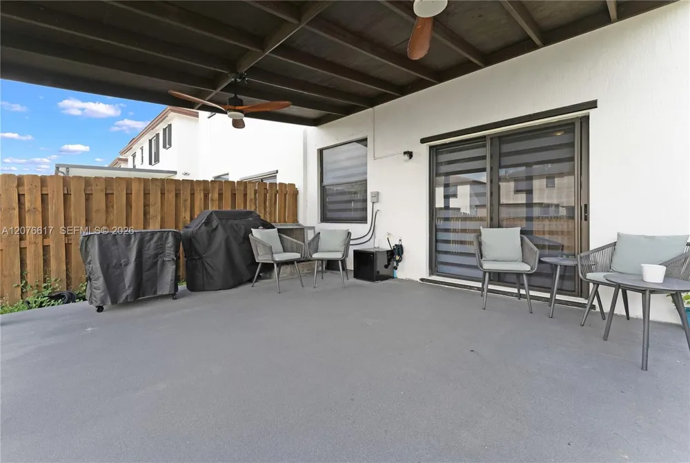 25176 SW 107th Ave Homestead, FL 33032