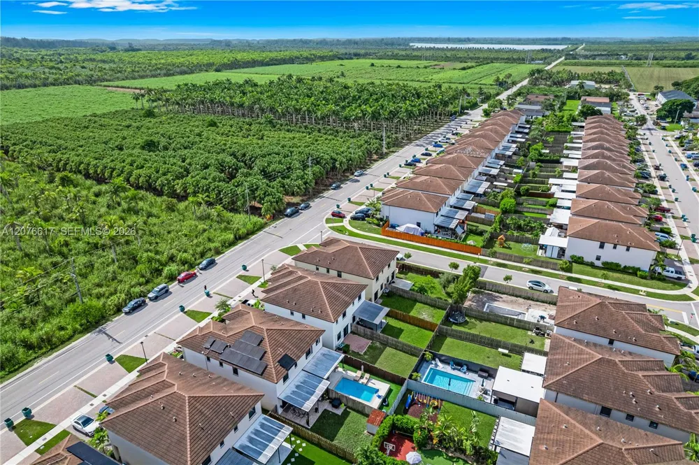 25176 SW 107th Ave Homestead, FL 33032