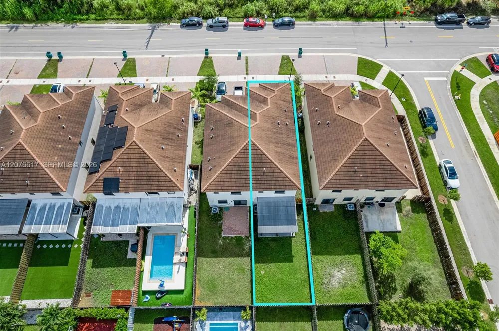 25176 SW 107th Ave Homestead, FL 33032