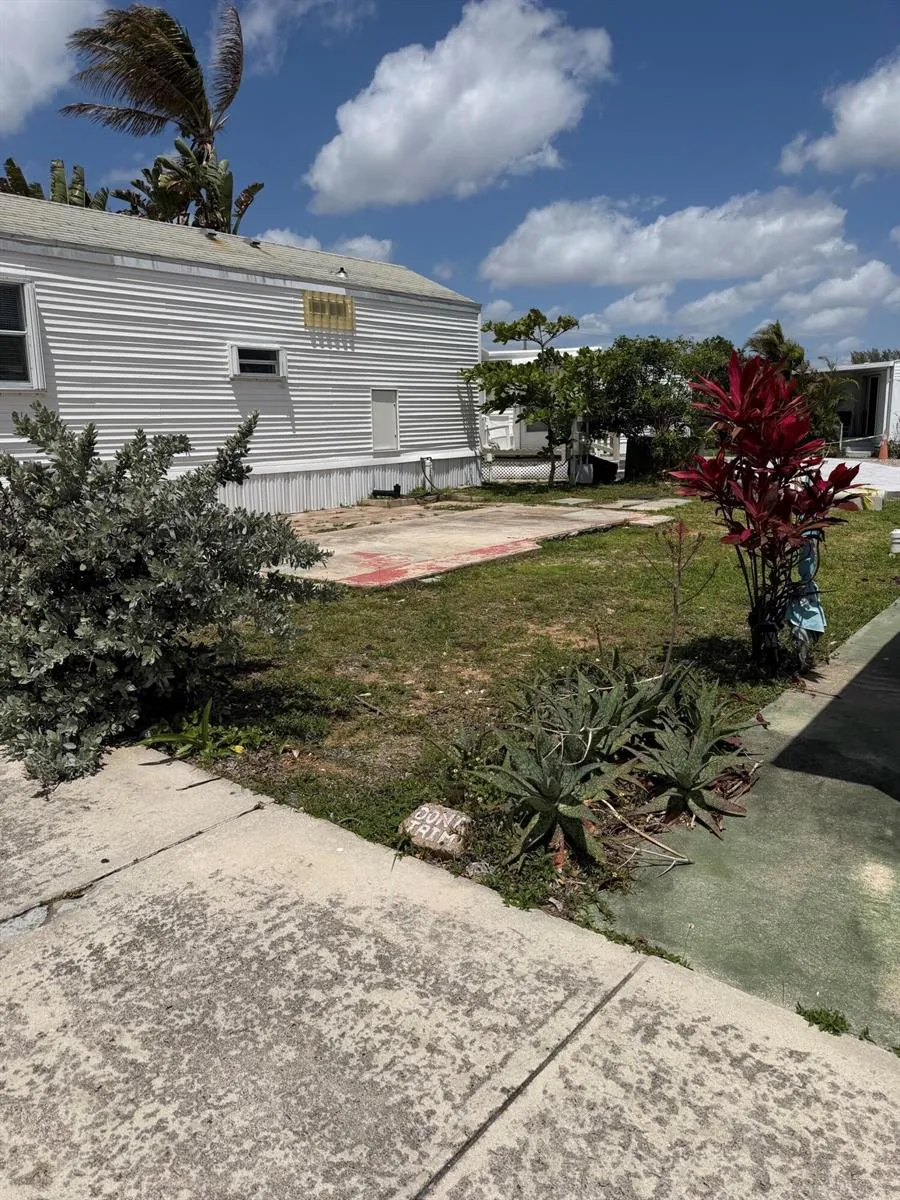 23 Briny Breezes Boulevard Briny Breezes, FL 33435