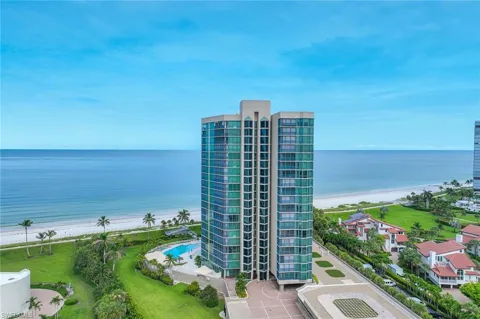 4651 Gulf Shore Boulevard #1106