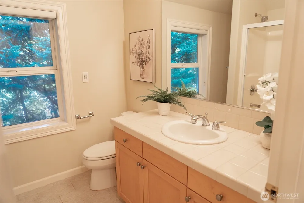 4404 Towhee Drive Gig Harbor, WA 98332