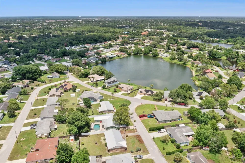 34 JASMINE DRIVE Debary, FL 32713