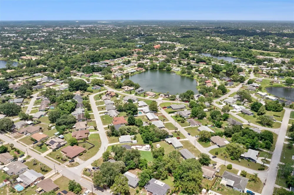 34 JASMINE DRIVE Debary, FL 32713