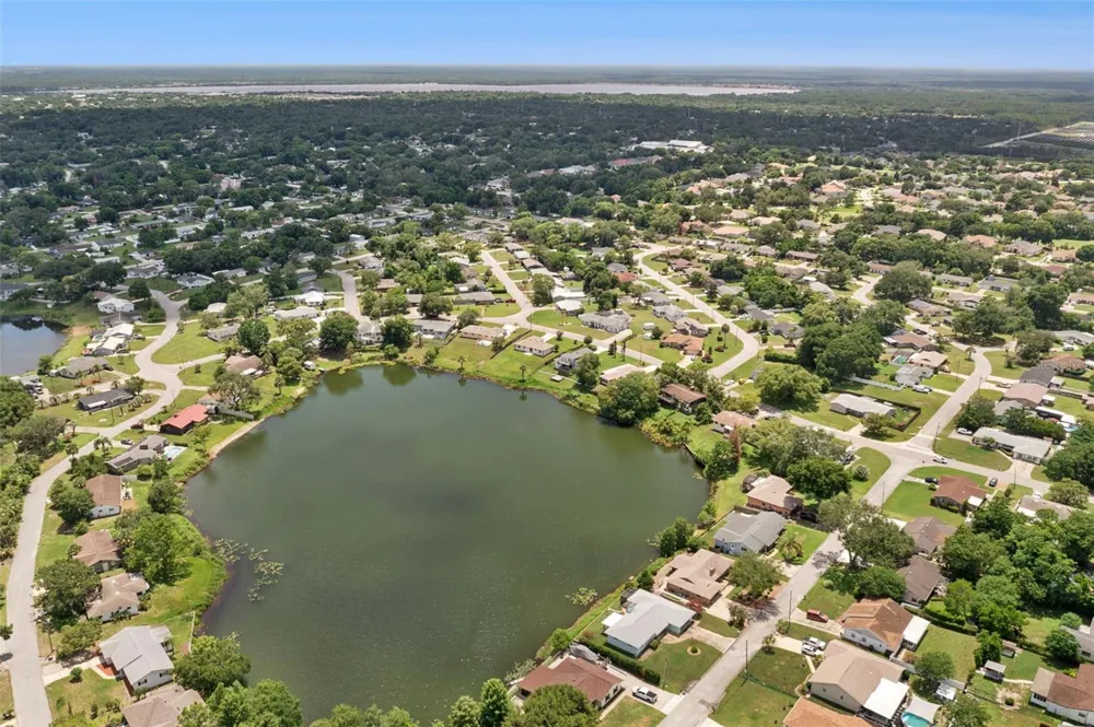 34 JASMINE DRIVE Debary, FL 32713
