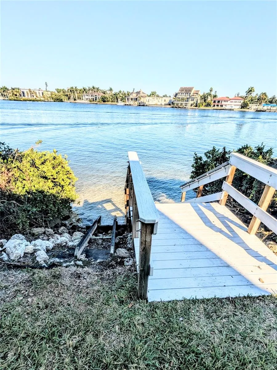 6327 MIDNIGHT PASS RD ROAD #999 Sarasota, FL 34242