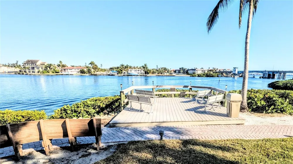 6327 MIDNIGHT PASS RD ROAD #999 Sarasota, FL 34242