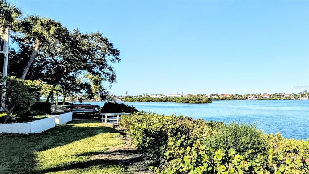 6327 MIDNIGHT PASS RD ROAD #999 Sarasota, FL 34242