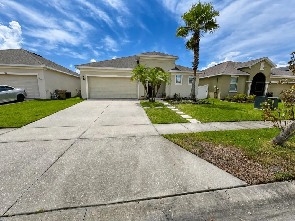 750 STAR MAGNOLIA DRIVE Kissimmee, FL 34744