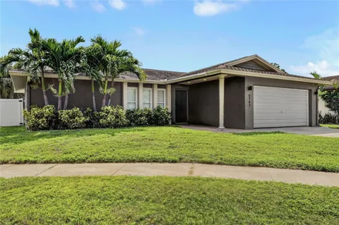 6747 DEER POND LANE
