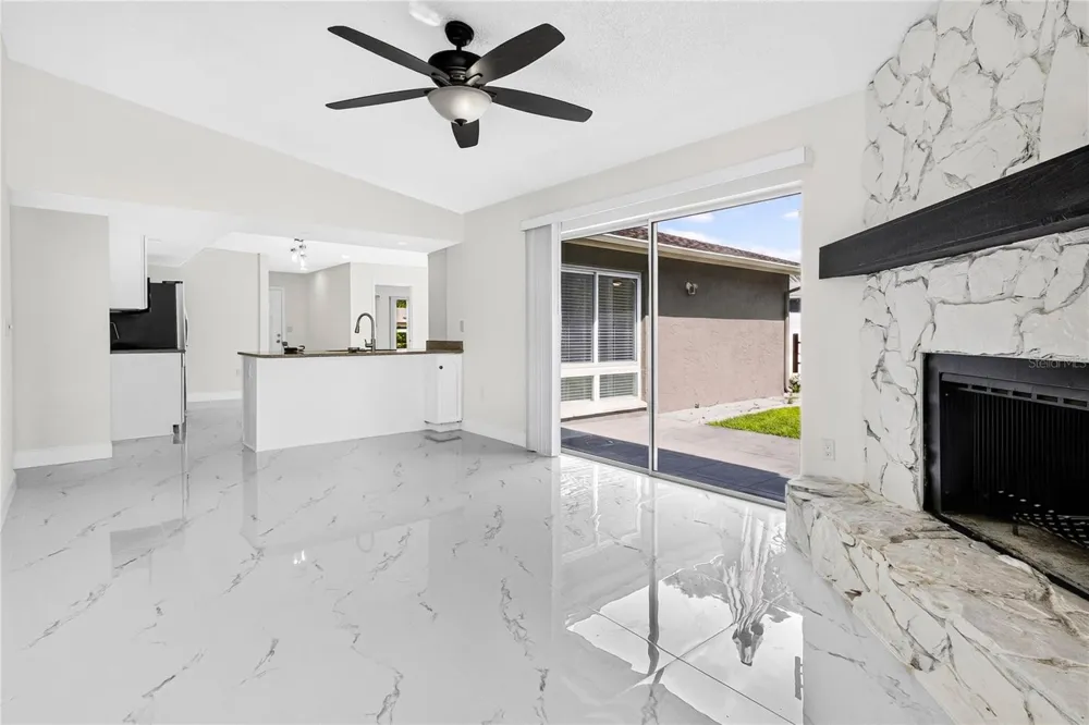6747 DEER POND LANE Pinellas Park, FL 33781