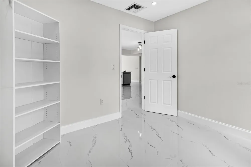 6747 DEER POND LANE Pinellas Park, FL 33781
