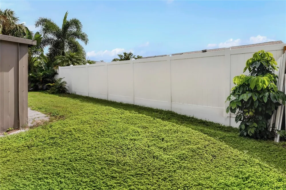 6747 DEER POND LANE Pinellas Park, FL 33781