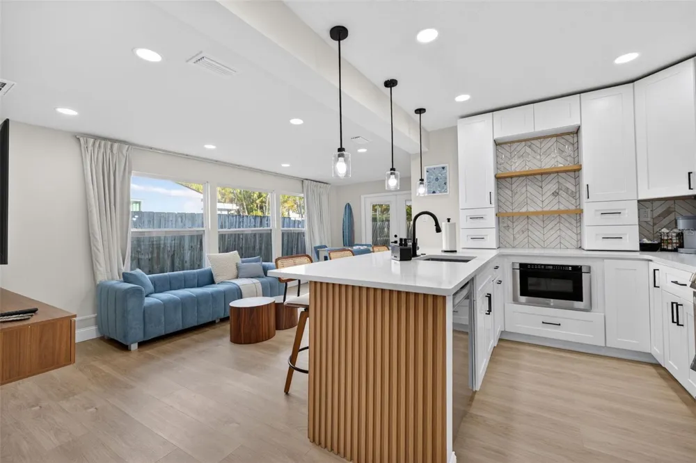 510 79TH AVENUE St Pete Beach, FL 33706